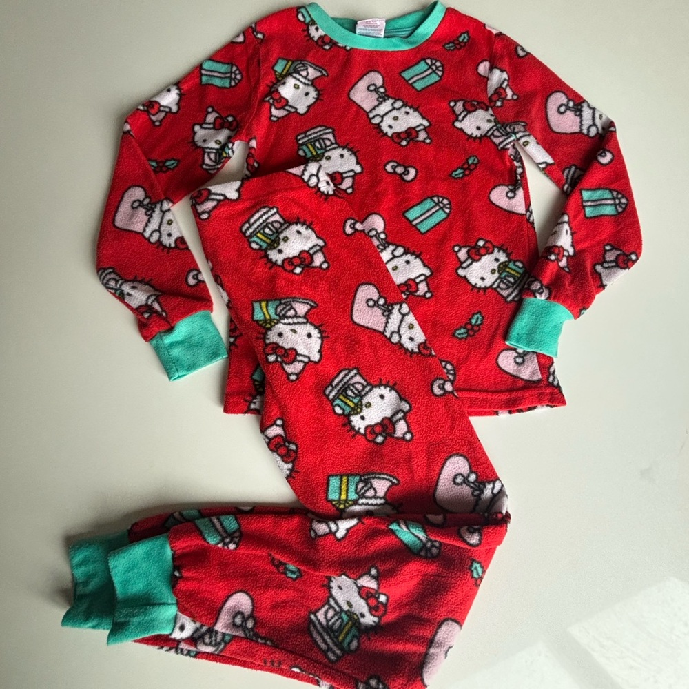 Fleece Hello Kitty Christmas Pajama Set